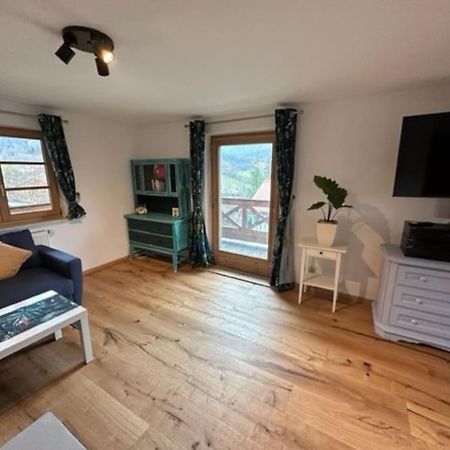 Charmante Farbenfrohe Wohnung Fuer Zwei Фішбахау Екстер'єр фото