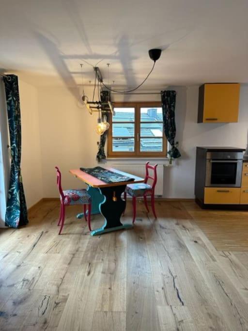 Charmante Farbenfrohe Wohnung Fuer Zwei Фішбахау Екстер'єр фото