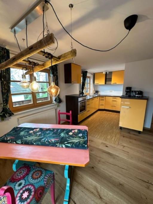 Charmante Farbenfrohe Wohnung Fuer Zwei Фішбахау Екстер'єр фото