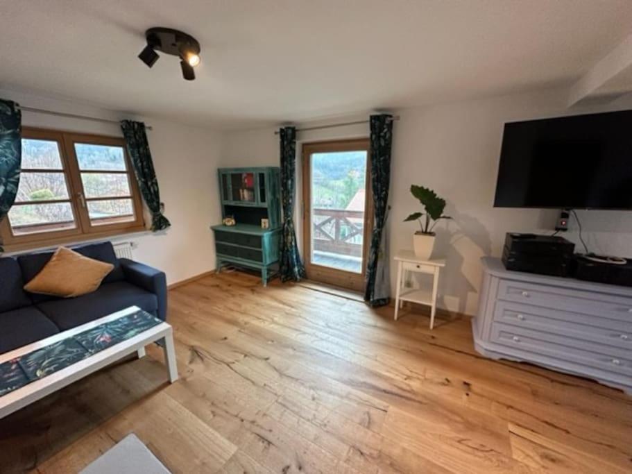 Charmante Farbenfrohe Wohnung Fuer Zwei Фішбахау Екстер'єр фото